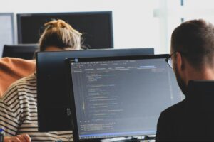 How to Write Good Comments in Code to Enhance Collaboration